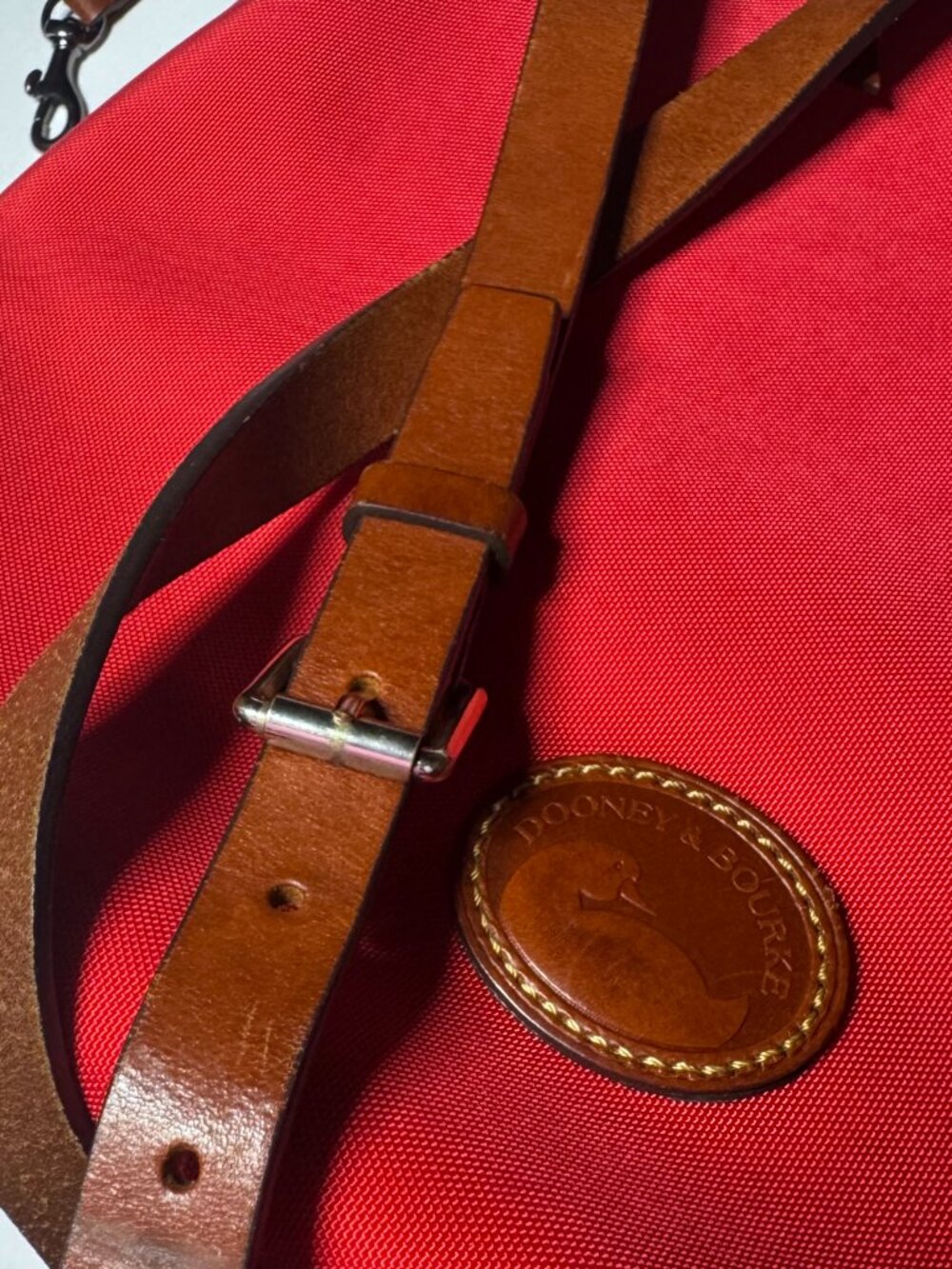 Dooney & Bourke Red Canvas Nylon Crossbody Bag Purse Leather Trim Adjustable - Picture 5 of 16